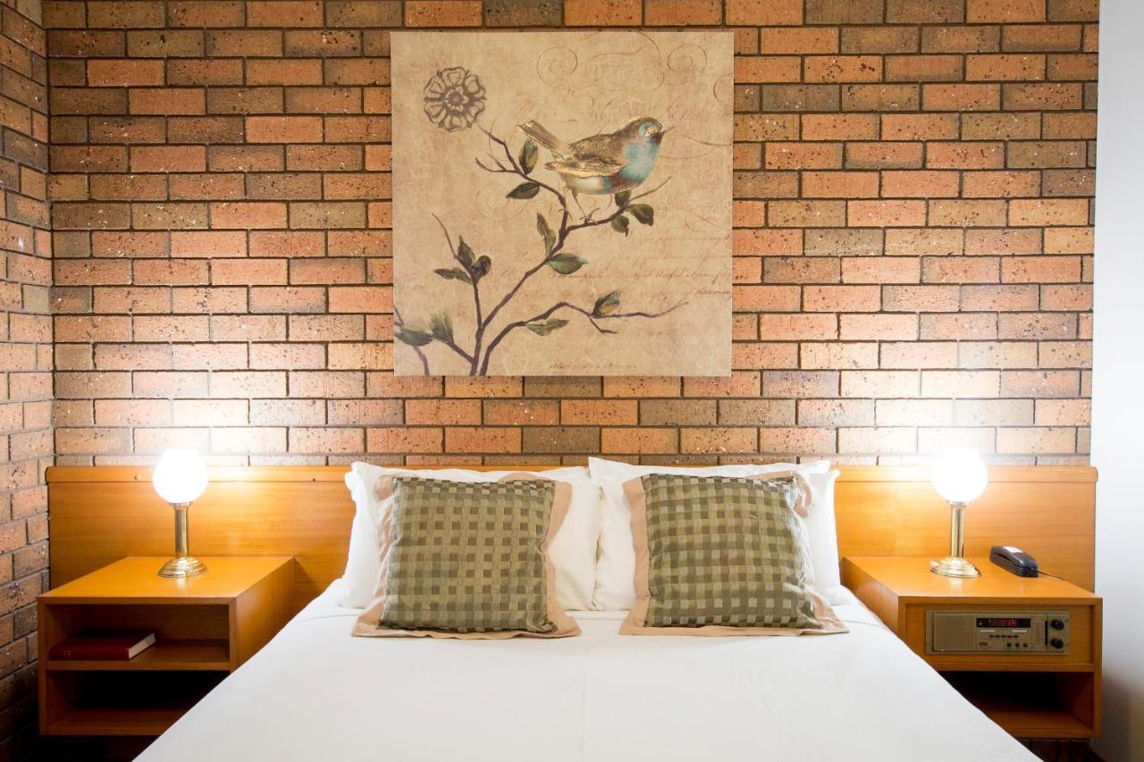 Sportslander Motor Inn Моама Екстер'єр фото
