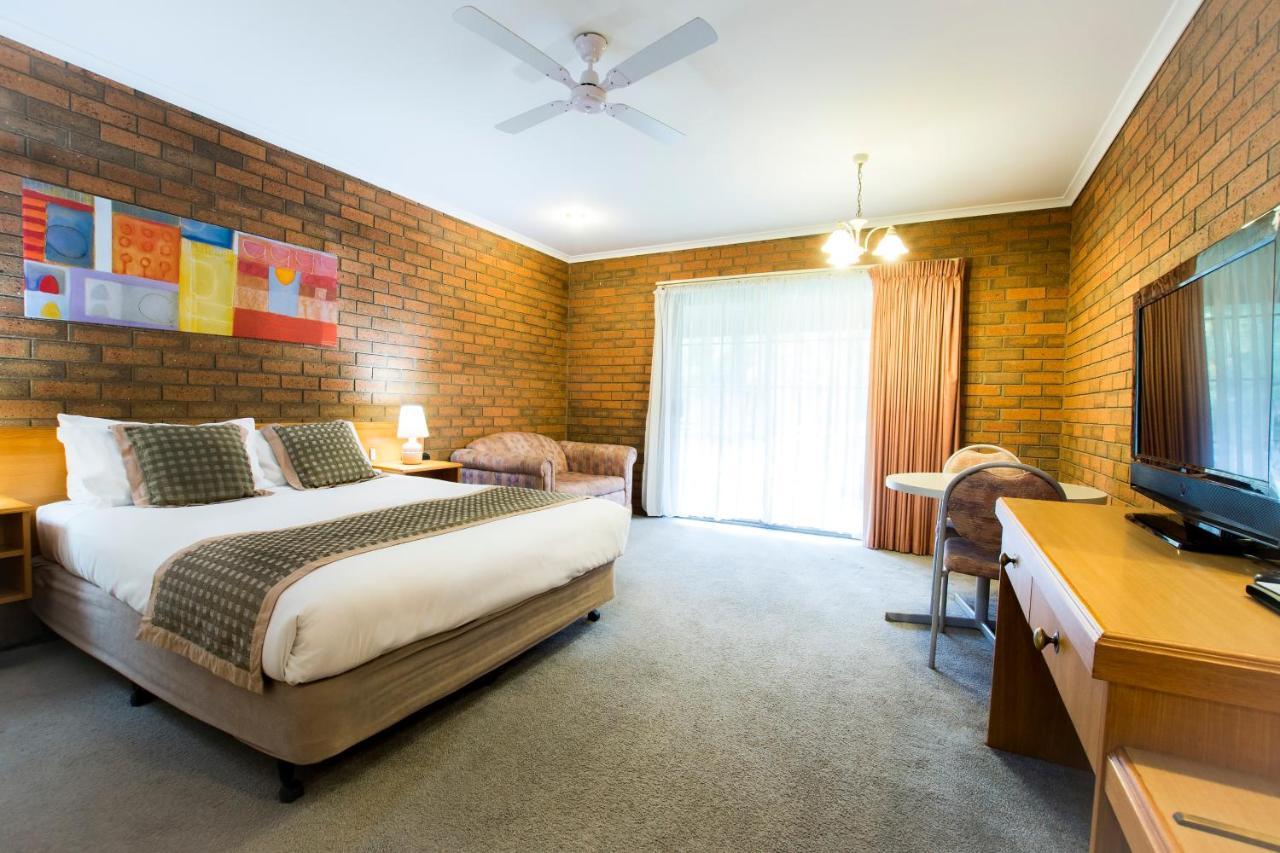 Sportslander Motor Inn Моама Екстер'єр фото