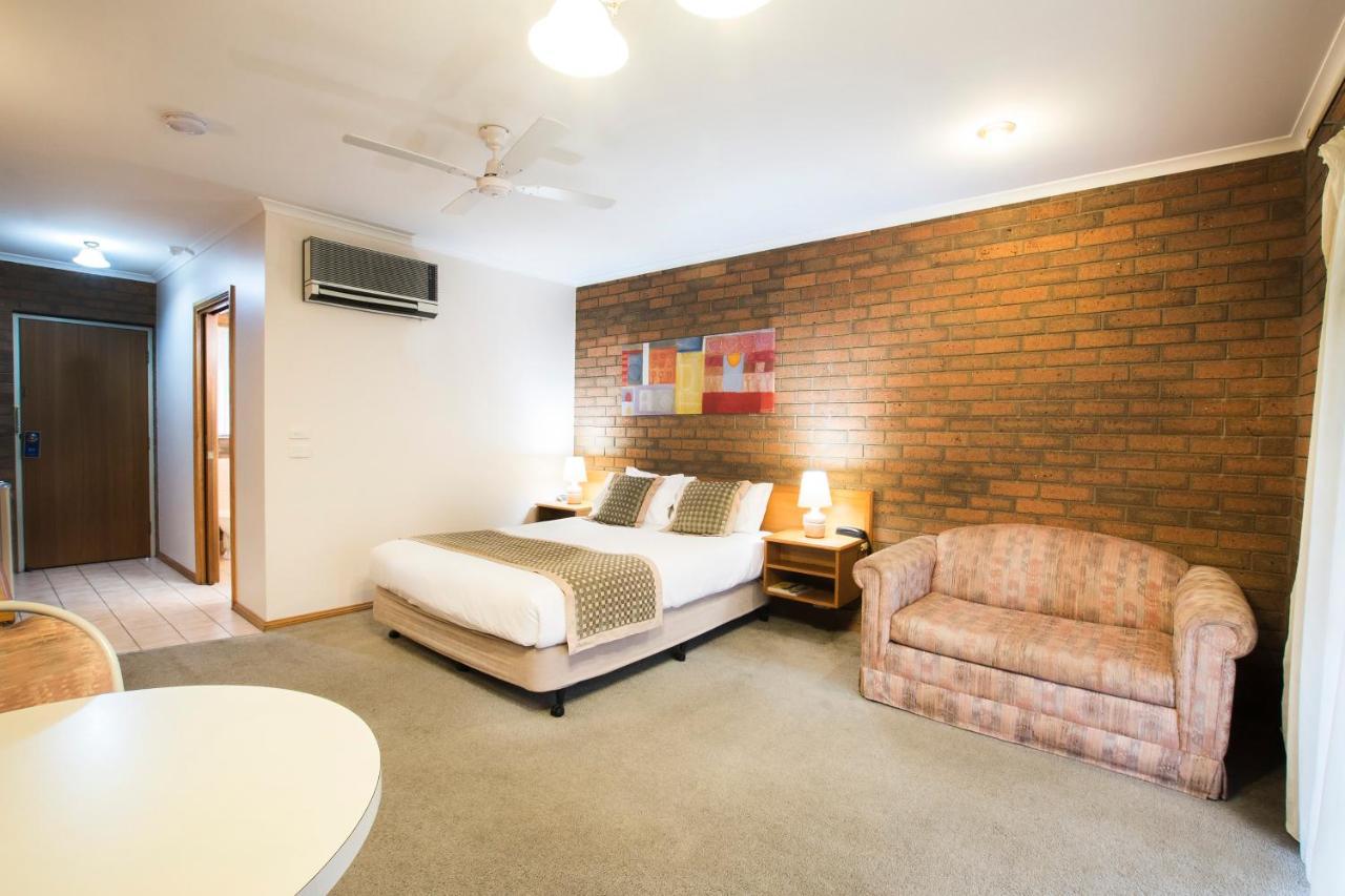 Sportslander Motor Inn Моама Екстер'єр фото